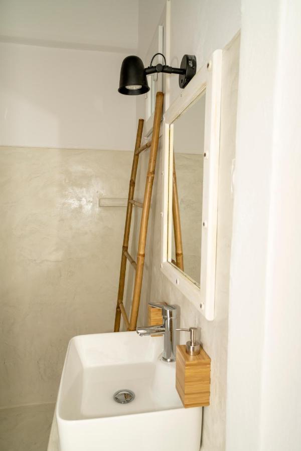 Argo-studios Apartment Kini